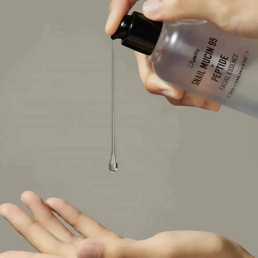 Essence à la mucine d'escargot et Peptides